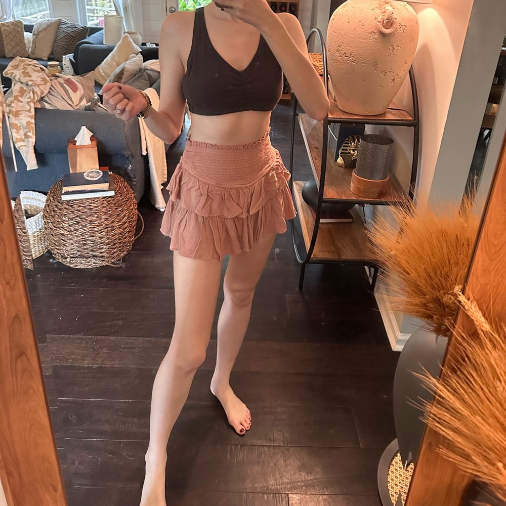 Ruffled Shorts - Picture 2 of 4